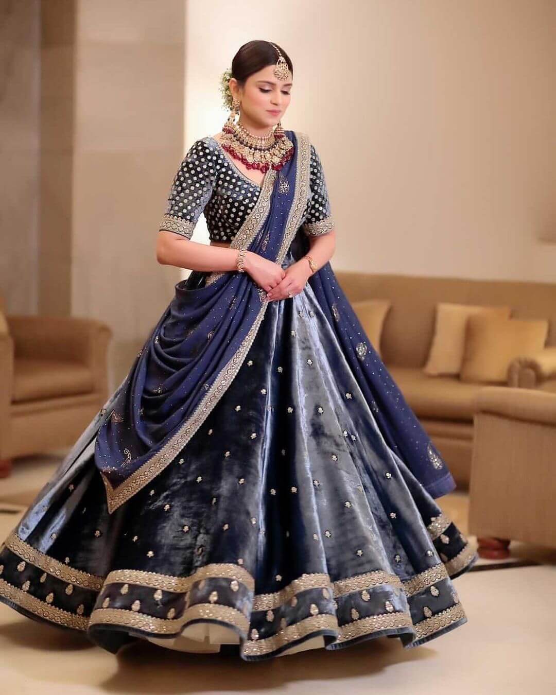 Blue velvet lehenga sales choli