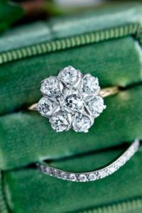 floral shaped wedding ring