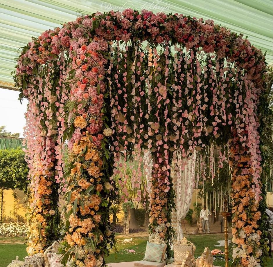 floral wreath mandap decor