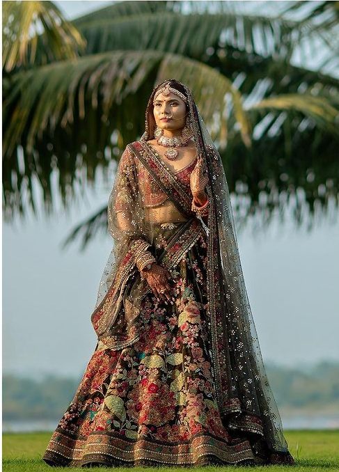 Sabyasachi Mukherjee - Bridal Wear Delhi NCR | Prices & Reviews