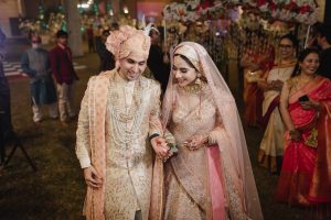 kashmiri wedding couple