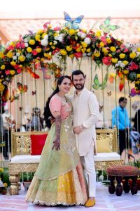 mehendi couple portrait