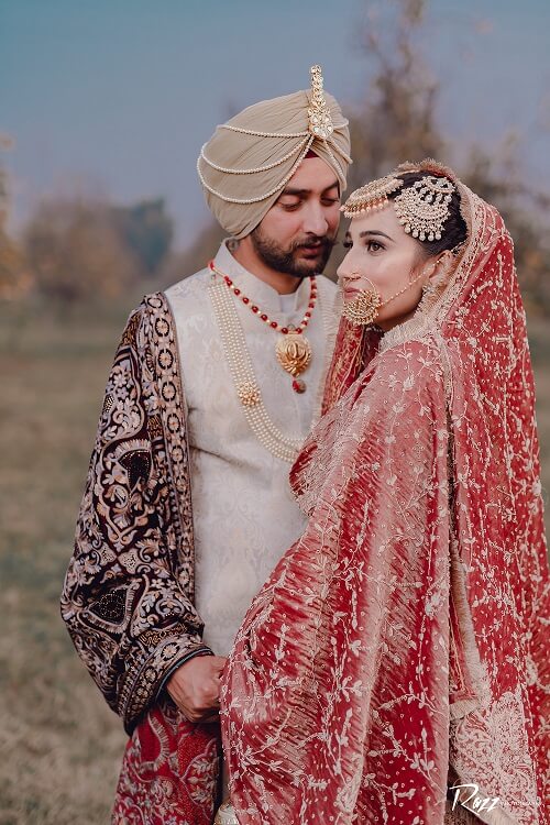 royal sikh couple shot