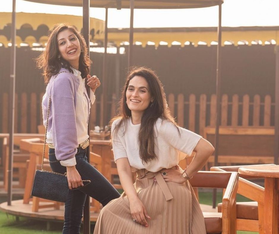 Aakriti & Anushka