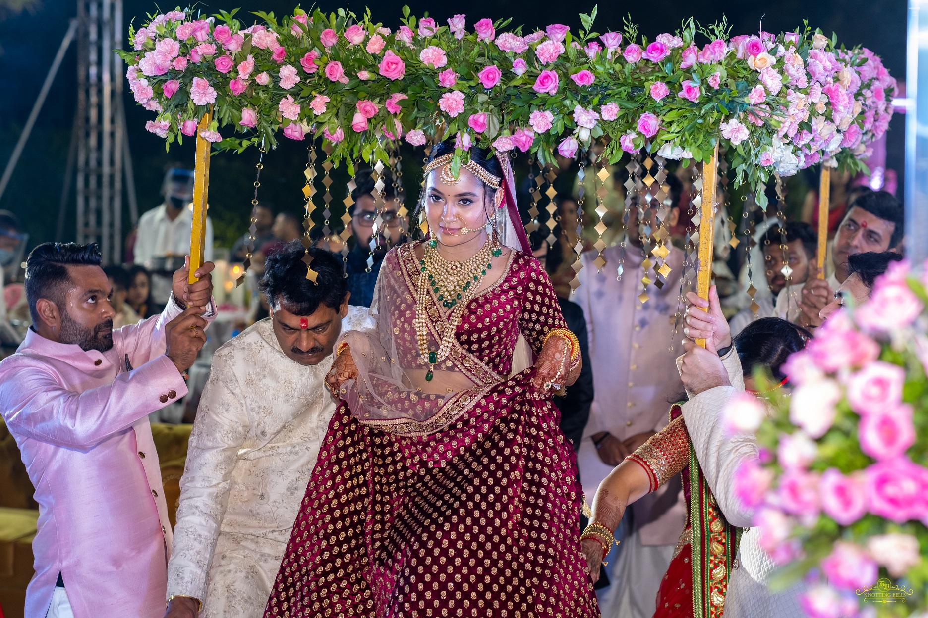bride under phoolon ki chadar