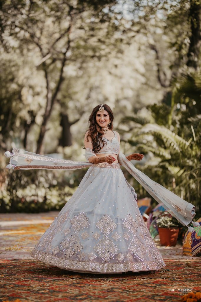 bridal mehendi lehenga