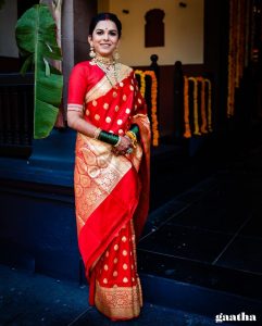 red banarasi bridal saree