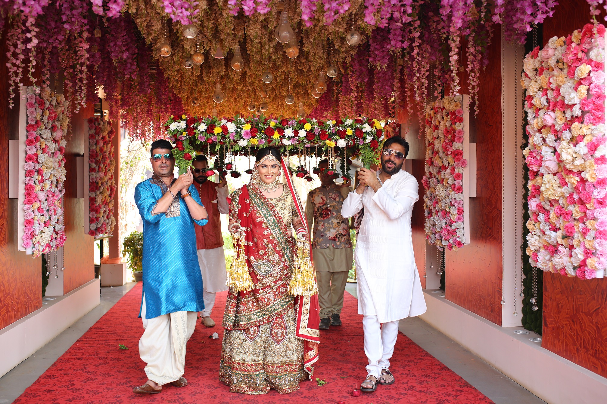 bridal entry under phoolon ki chadar