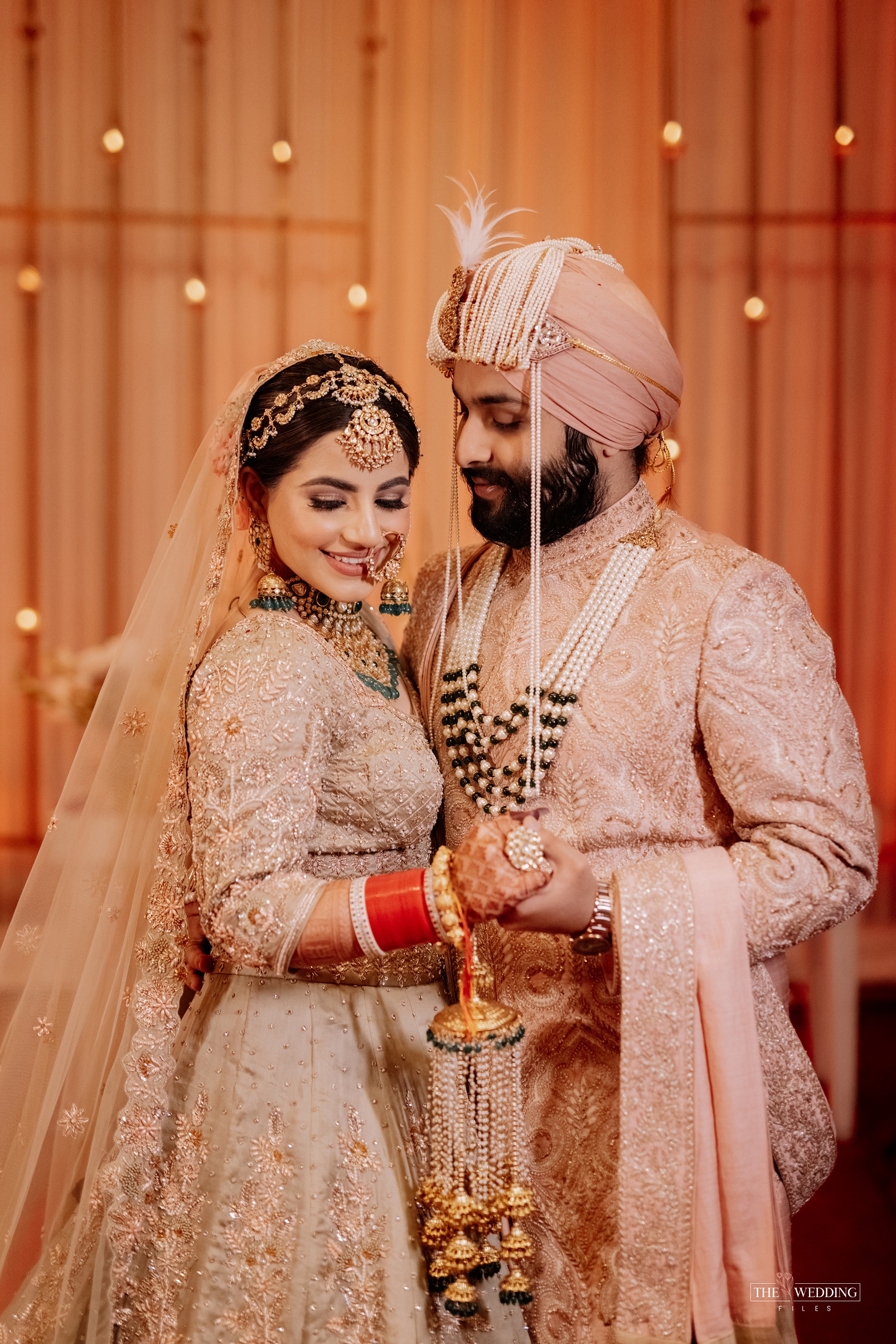 sikh wedding couple