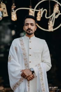 groom white sherwani