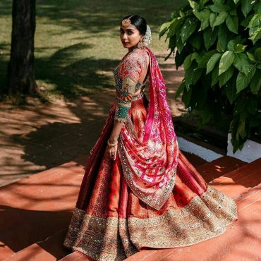 Ways To Incorporate Bandhej Fabric In Your Weddings