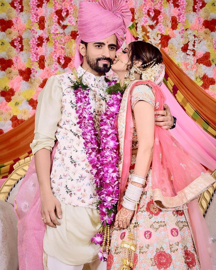 Isha Anand Sharma Wedding Pictures