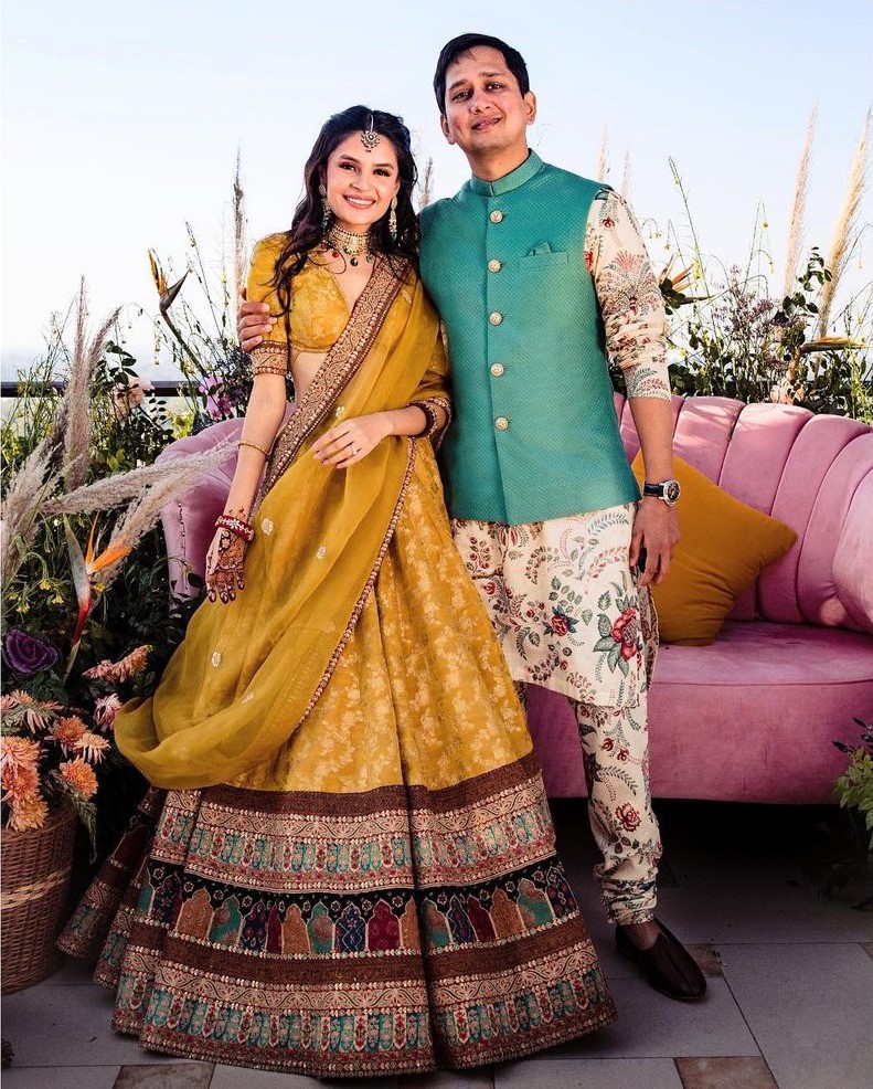 sabyasachi outfits for couples