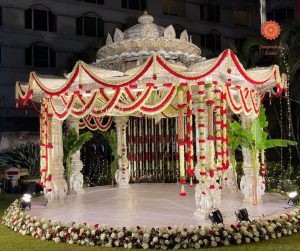 traditional mandap decor