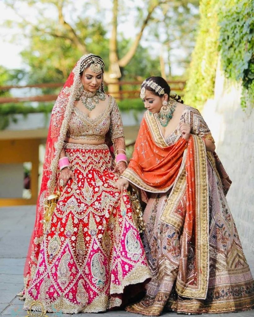 17+ Latest V Neck Blouse Designs – ETHNIC BOOK, INDIAN WEDDING