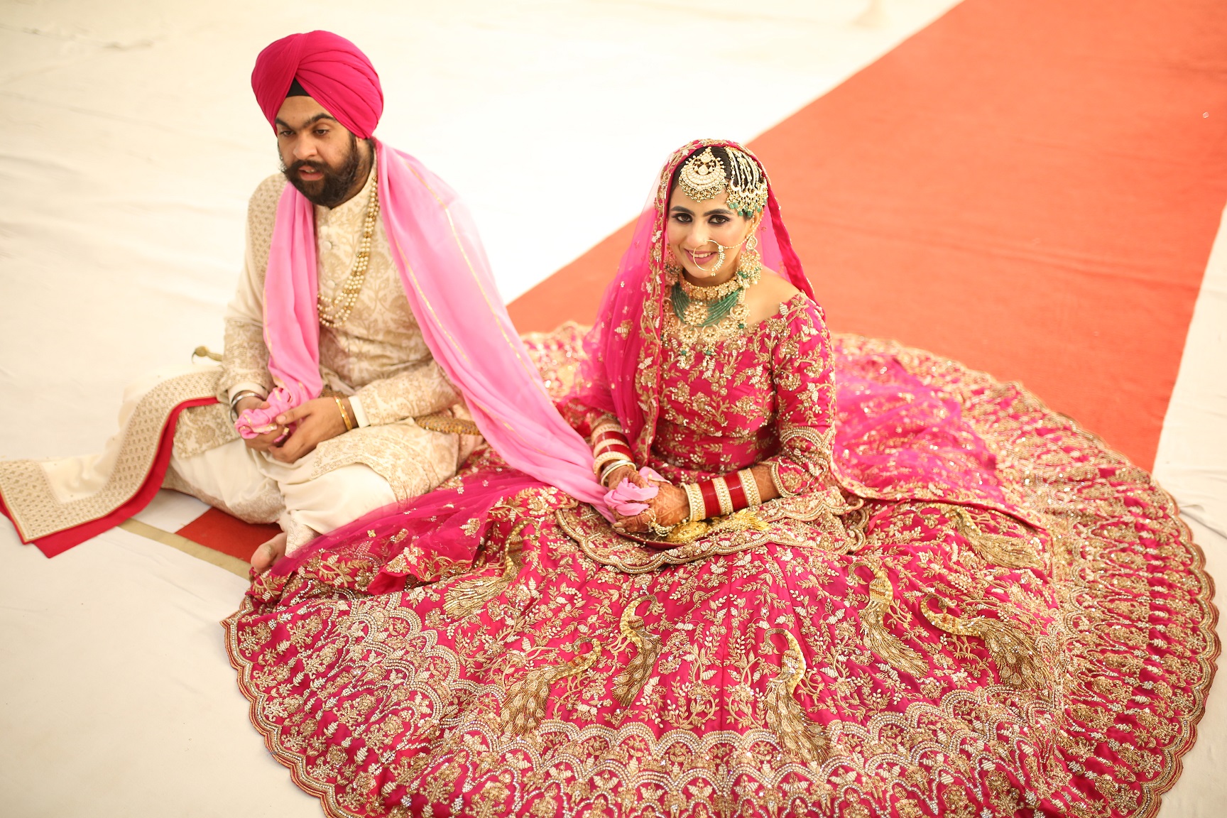 Sikh couple outfits