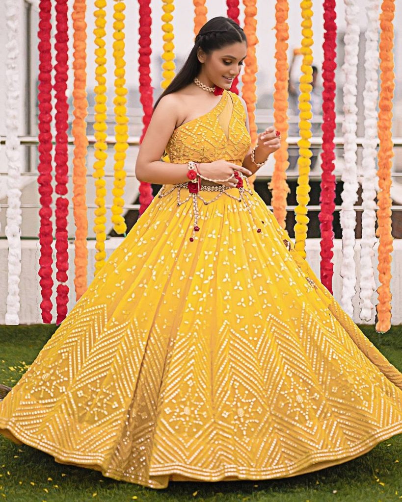 Magnificent Bride Wear Silk Lehenga Choli In Red - Yellow
