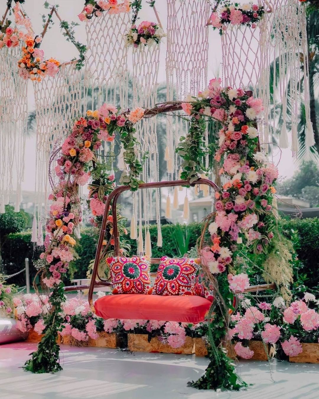 floral swing decor