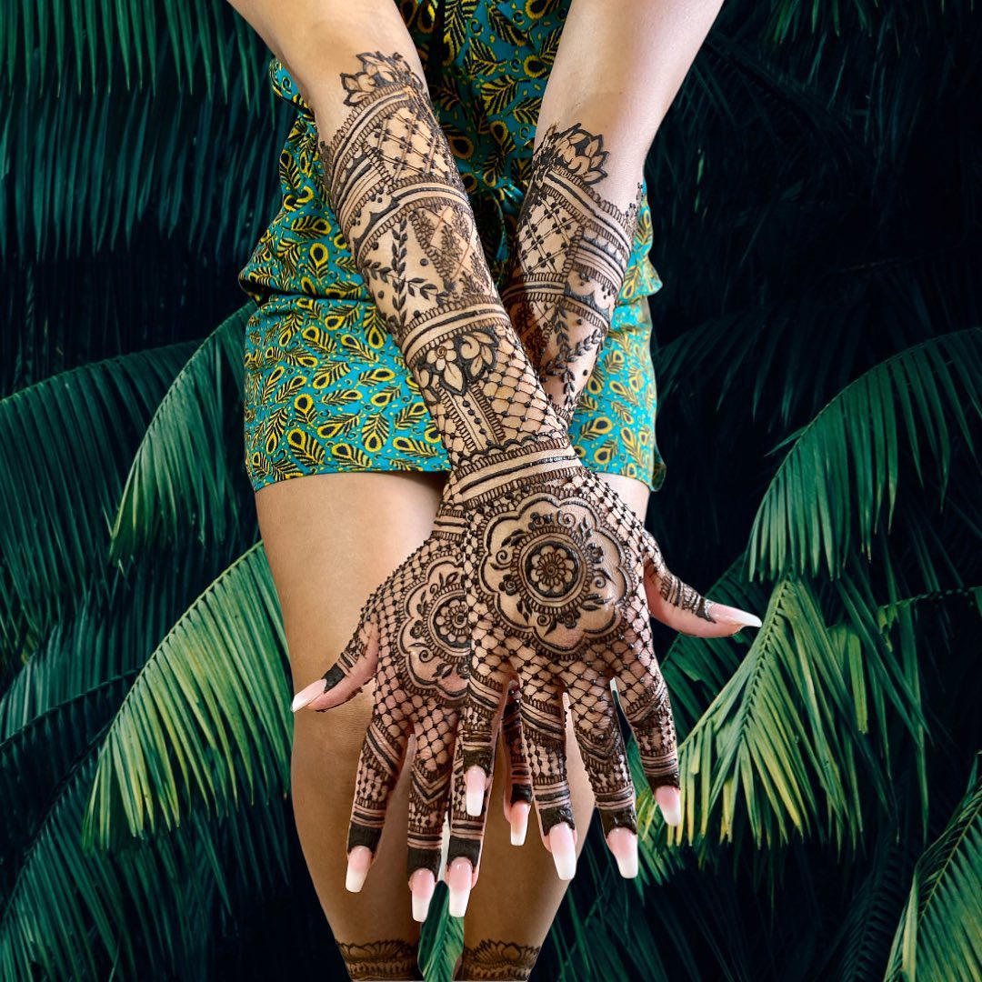 Feather Mehndi Tattoo Design For Women Wedding Design Temporary Tattoo   Amazonin Beauty