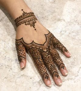 half hand mehndi designs