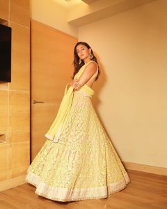 alia bhatt green lehenga