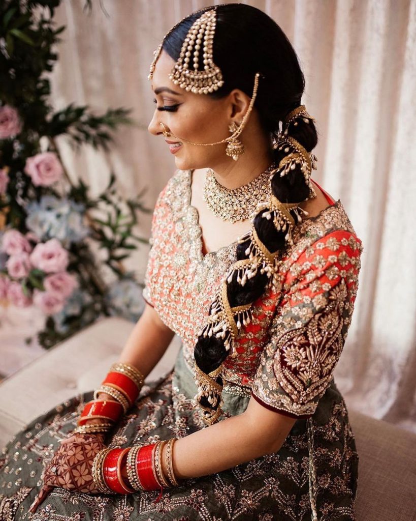 This Hairstyle on Lehenga Choli Combination Guide Is All You Need to Bring  out the Diva in You