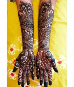 full hand mehendi