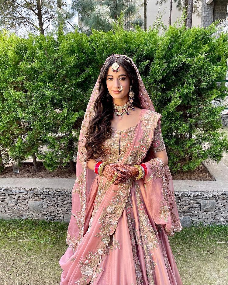 anamika khanna bridal wear