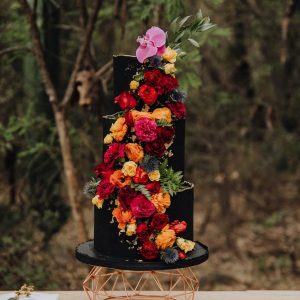 dark wedding cake