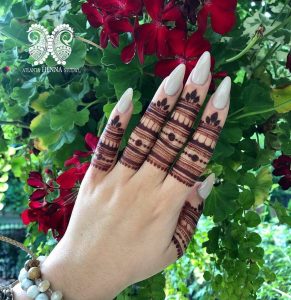 minimal henna designs