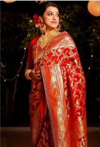 Gorgeous Bengali Brides Wearing Sabyasachi Sarees On Their Big Day