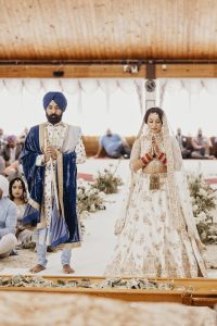 sikh-punjabi gurudwara wedding