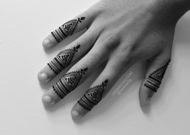 mehendi designs for fingers