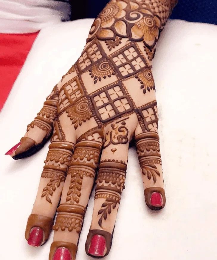 14 Super Stylish Mehndi Designs That Are Trending Right Now