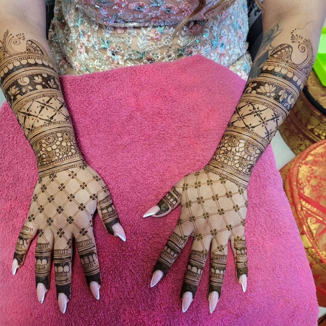 25 Most Beautiful Mehndi Designs For Engagement in 2018