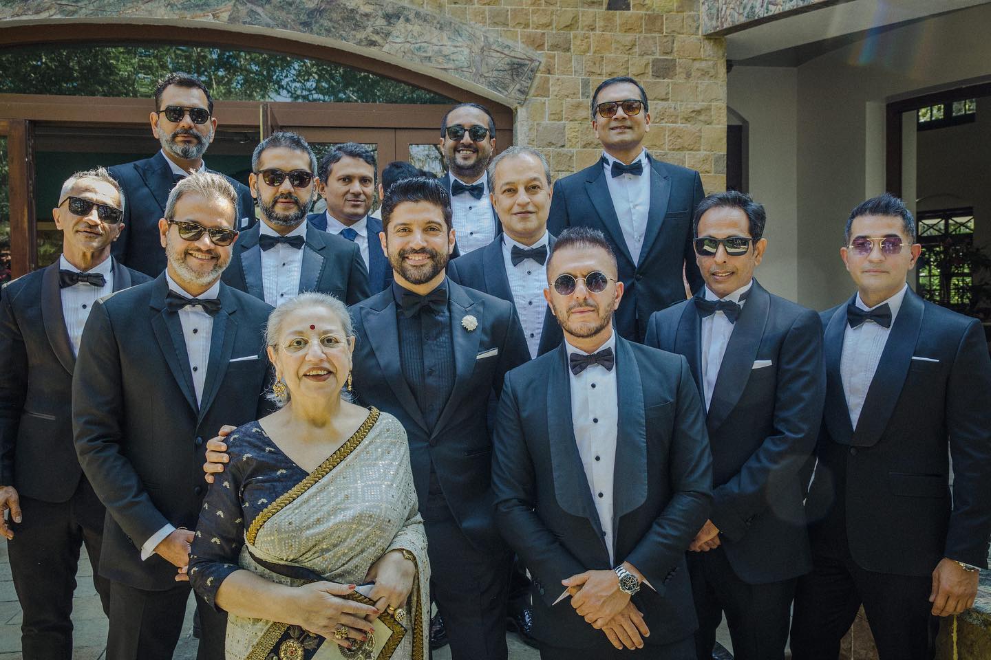Farhan Poses Quirkily With His Groomsmen And Bridesmaids (1)