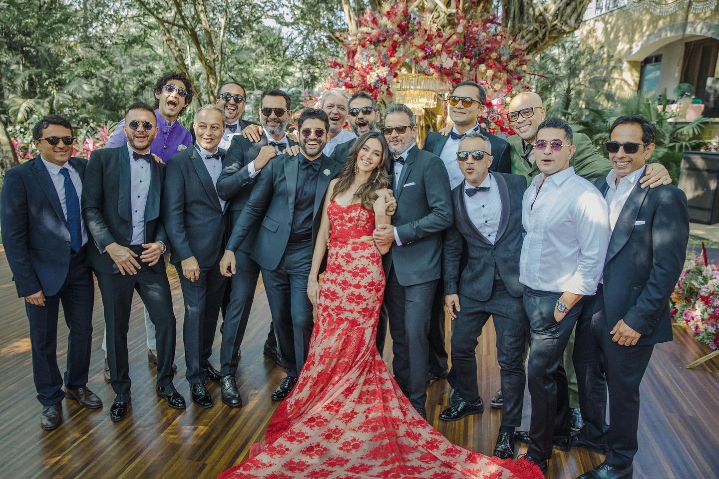 Farhan Poses Quirkily With His Groomsmen And Bridesmaids (1)