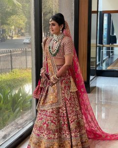 Abu Jani Sandeep Khosla Lehenga