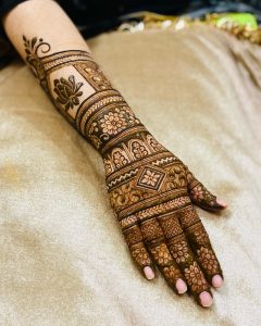 bridal-bangle-mehndi-design