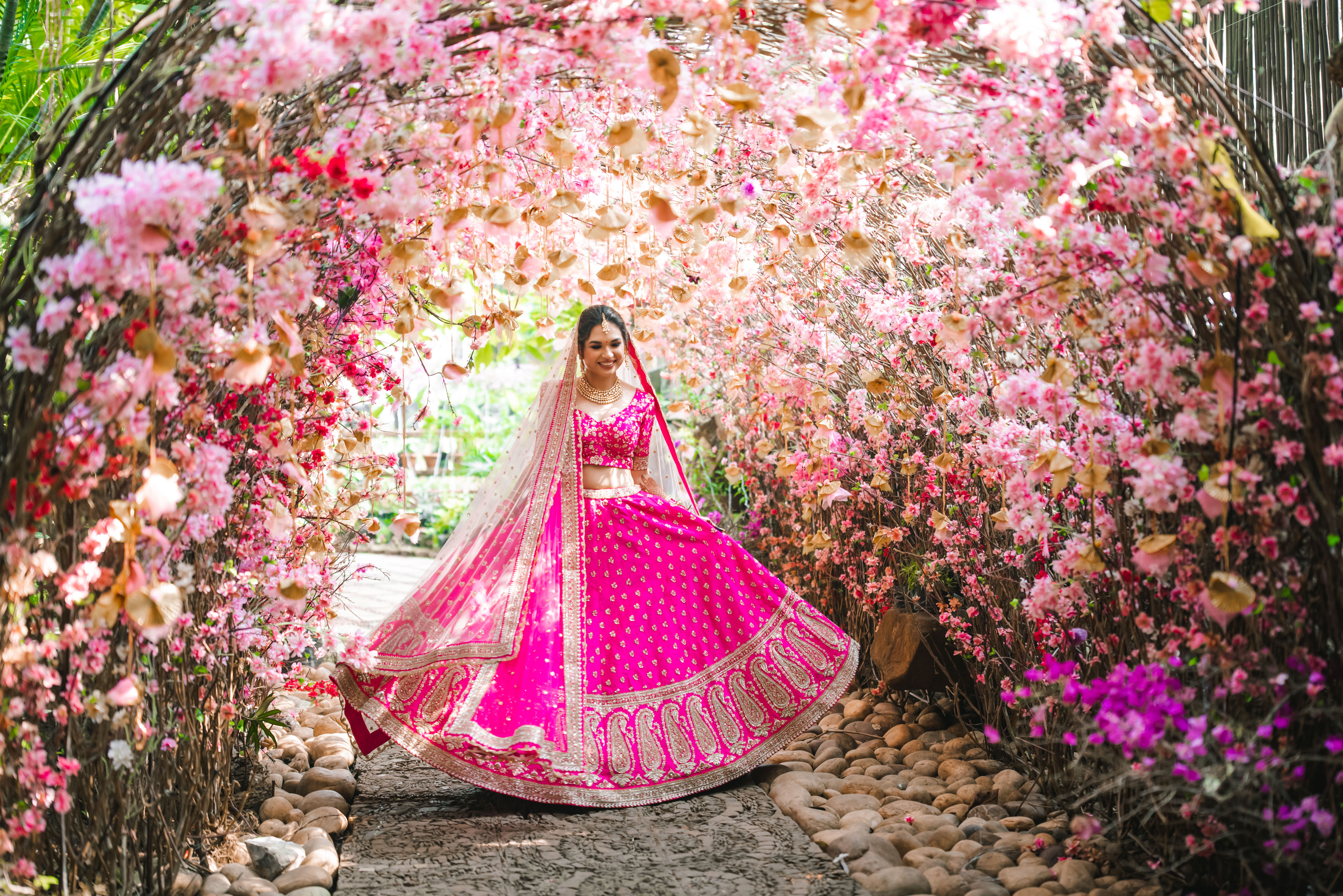 Everything, rani pink! 💖💁🏻‍♀️ Bride @sucheetah's Mehendi