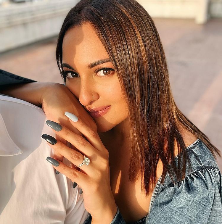 Is Sonakshi Sinha Engaged? Here Are All The Details That We Know!