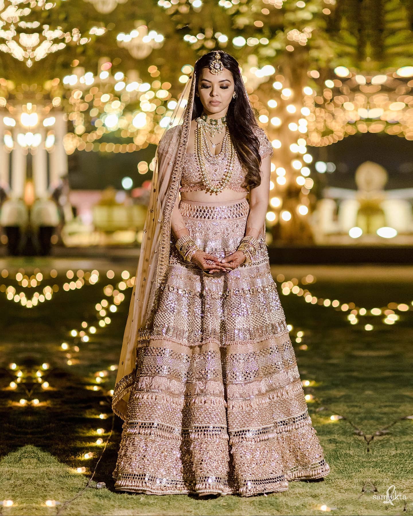 15 Best Designer Lehengas That You HAVE To Check Out This Wedding Seas –  Shopzters