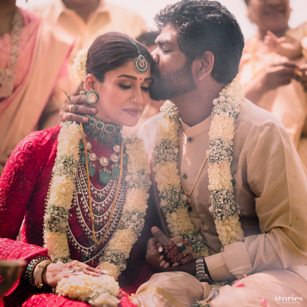Nayanthara And Vignesh Shivan Wedding Picture Is Captivating!