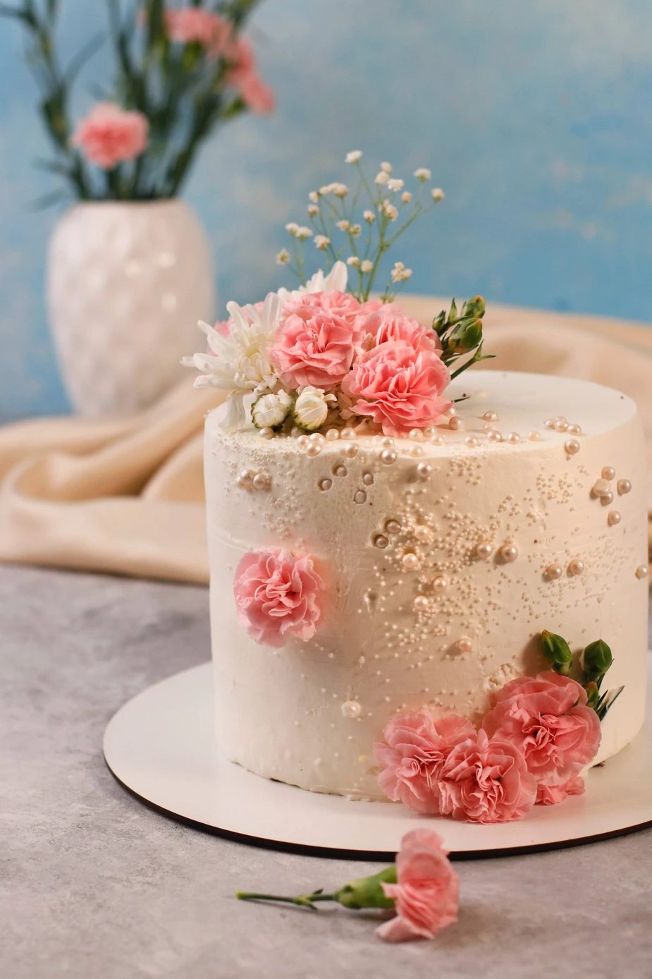 floral one tier cake ideas