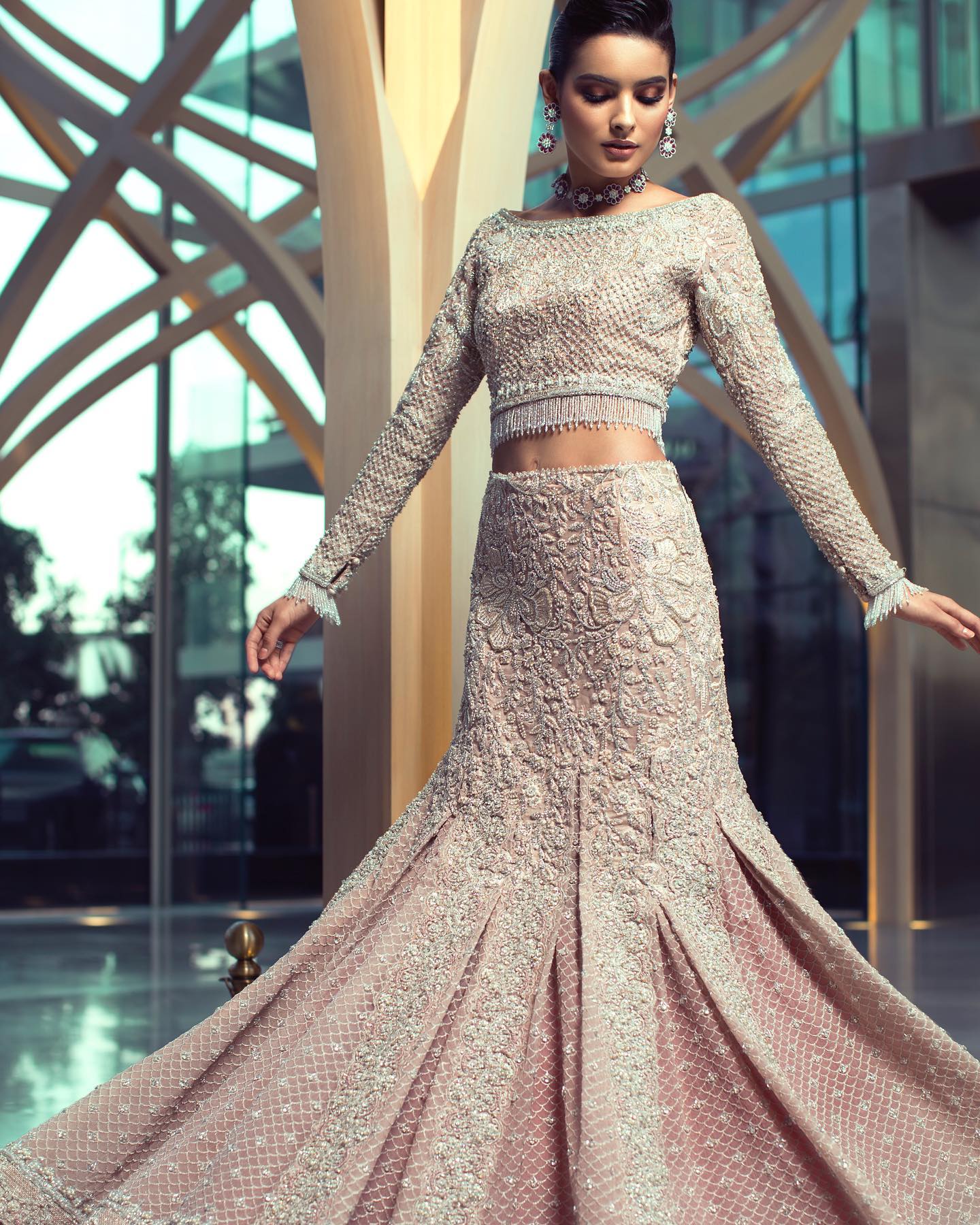 25+ Crop Top Lehenga Ideas For Brides-To-Be