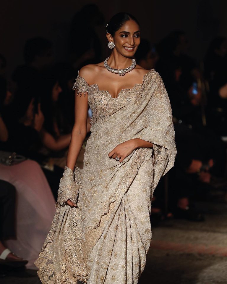 Tarun Tahiliani Unveils His Bridal Collection - The Painterly Dream ...