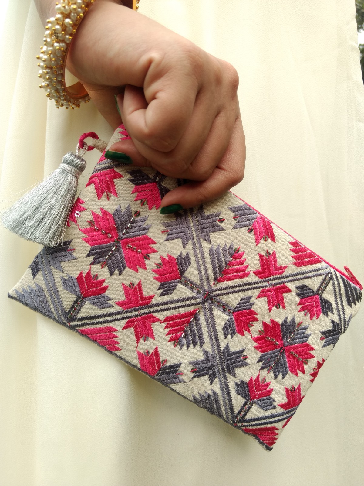 Asees By Aakriti Has a Unique Collection Of Phulkari Accessories