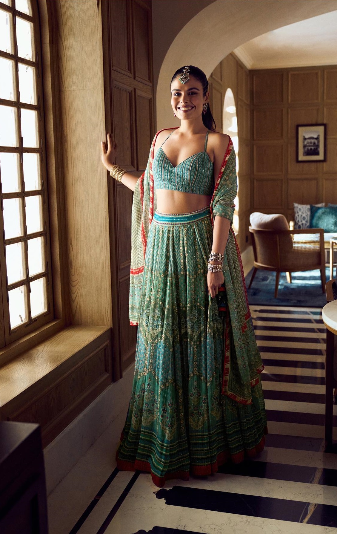 ‘Homage’ By Anita Dongre Is An Ode To The Wearer’s Inclusivity And India’s Architectural History!
