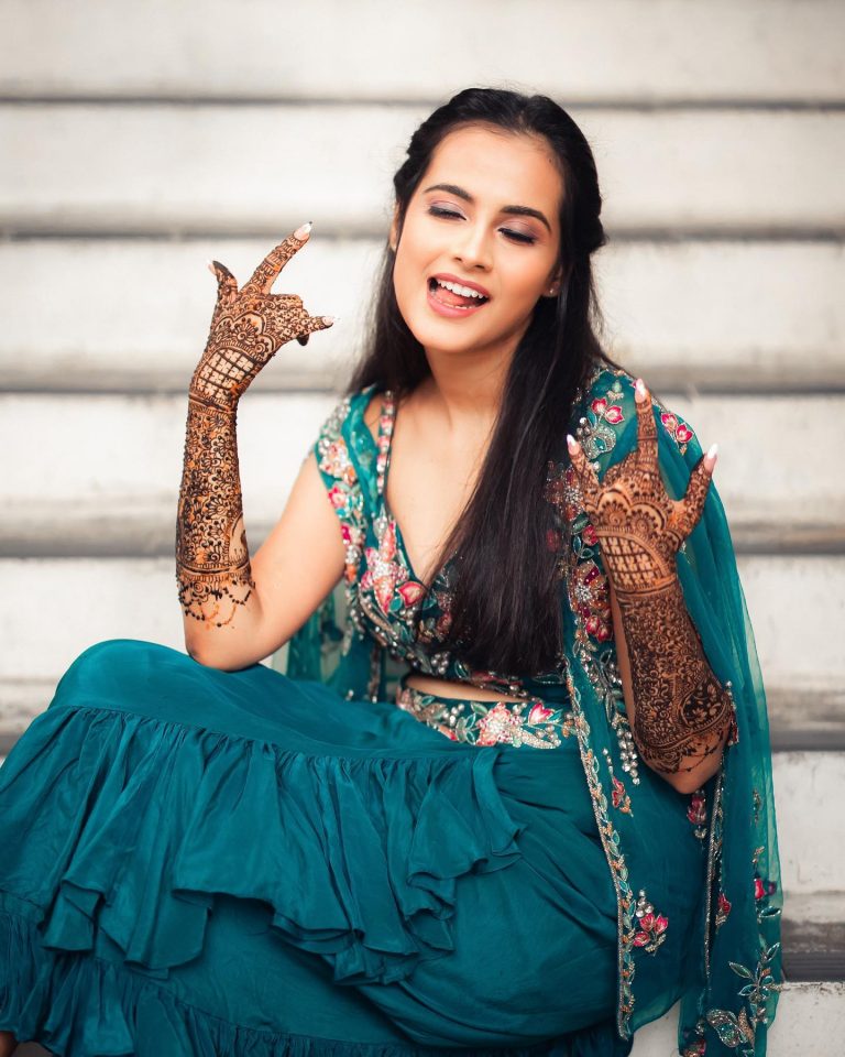 Mehendi Looks On Real Brides That Left Us Captivated Shaadiwish 