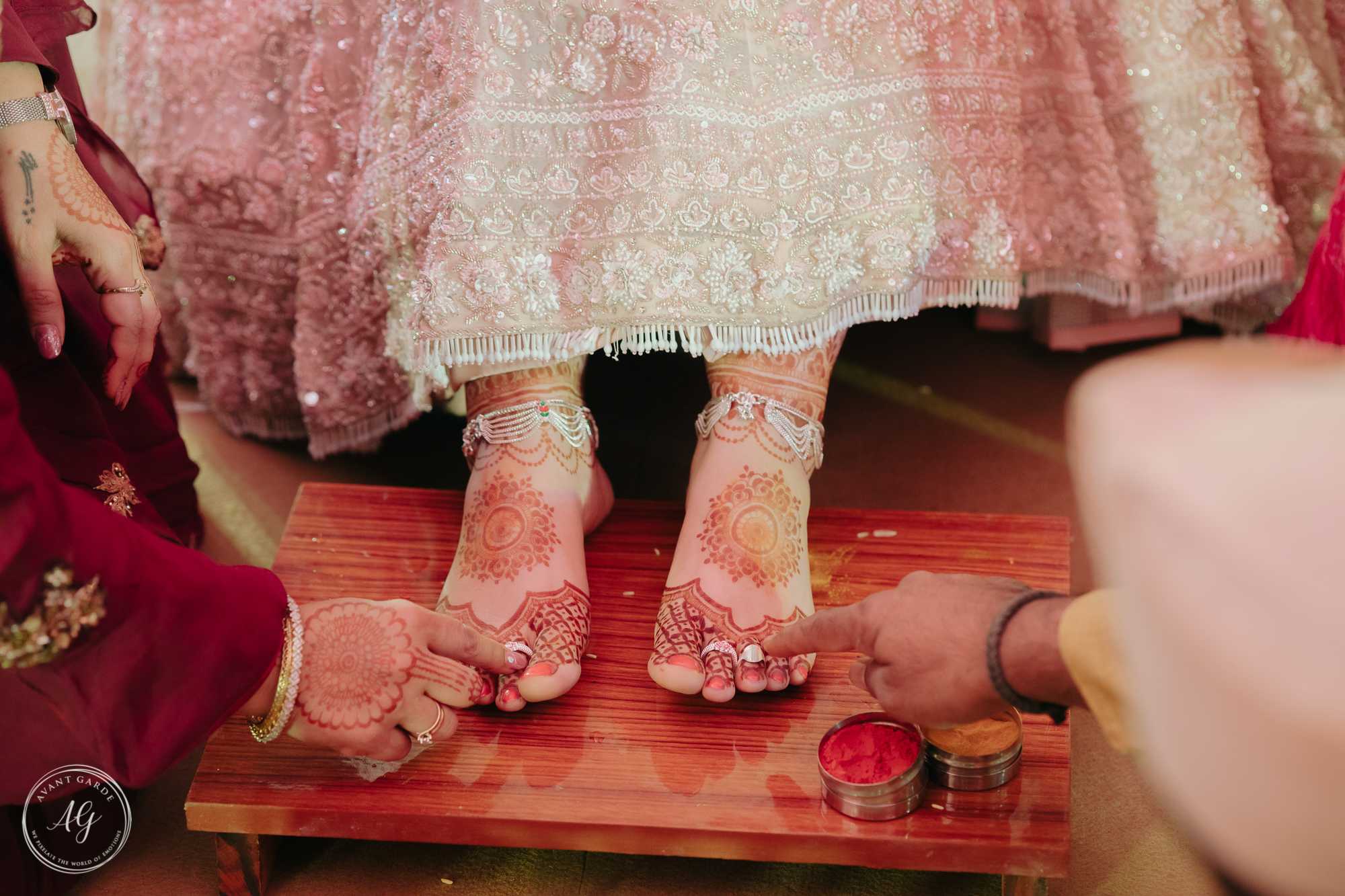 A Magical Maharashtrian x North Indian Multicultural Wedding!